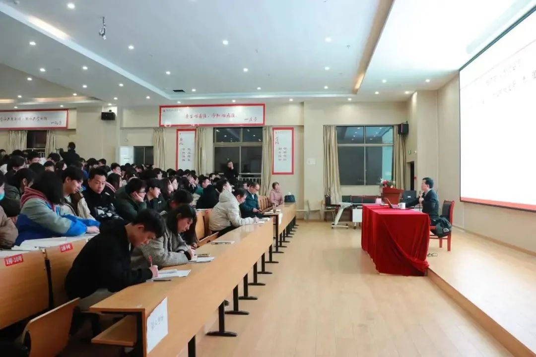 5d4d81ddb41e7d31bbc7748eeafdae68.jpg 5d4d81ddb41e7d31bbc7748eeafdae68.jpg