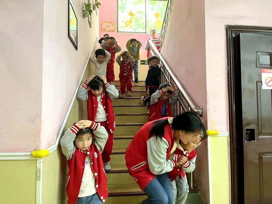 bb71e145b7031490f161b90c422960c2.jpg bb71e145b7031490f161b90c422960c2.jpg