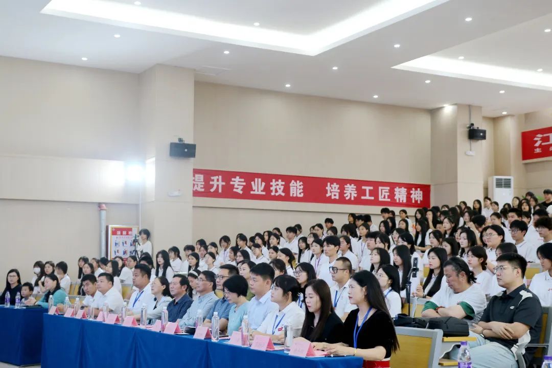 7ab13e33aa809e8df59de8a52fcf9a8c.jpg 7ab13e33aa809e8df59de8a52fcf9a8c.jpg